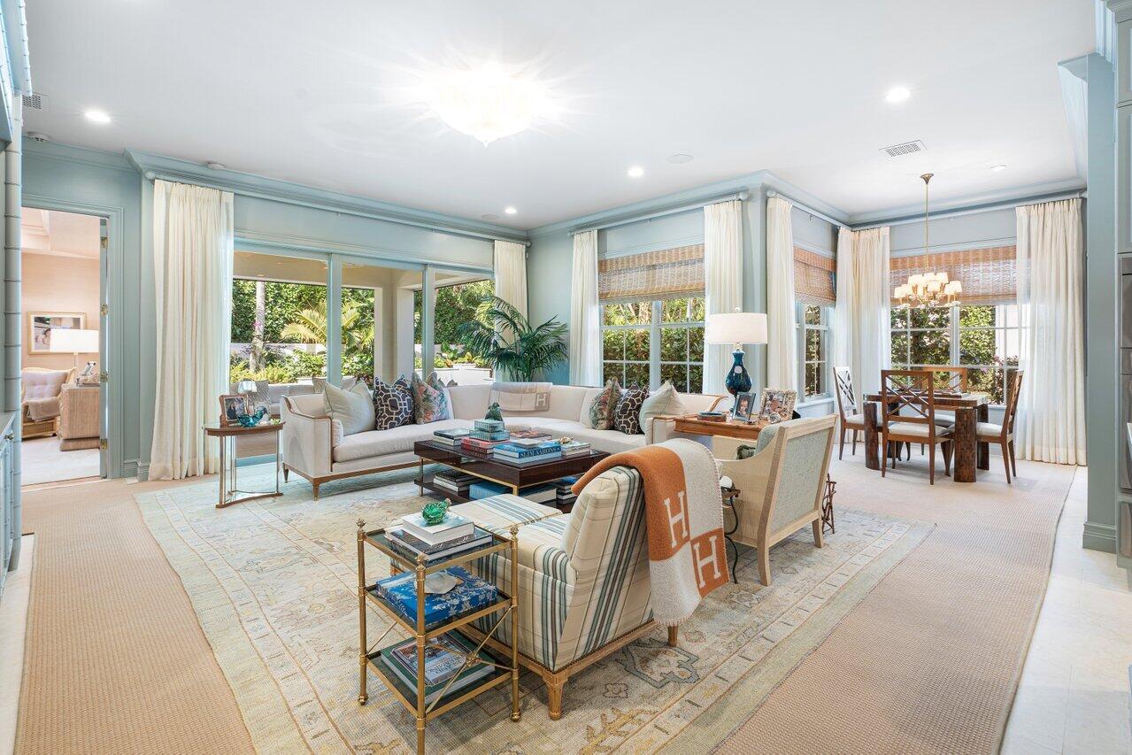 VILLAS AT 4001 NORTH OCEAN CONDO - Residential