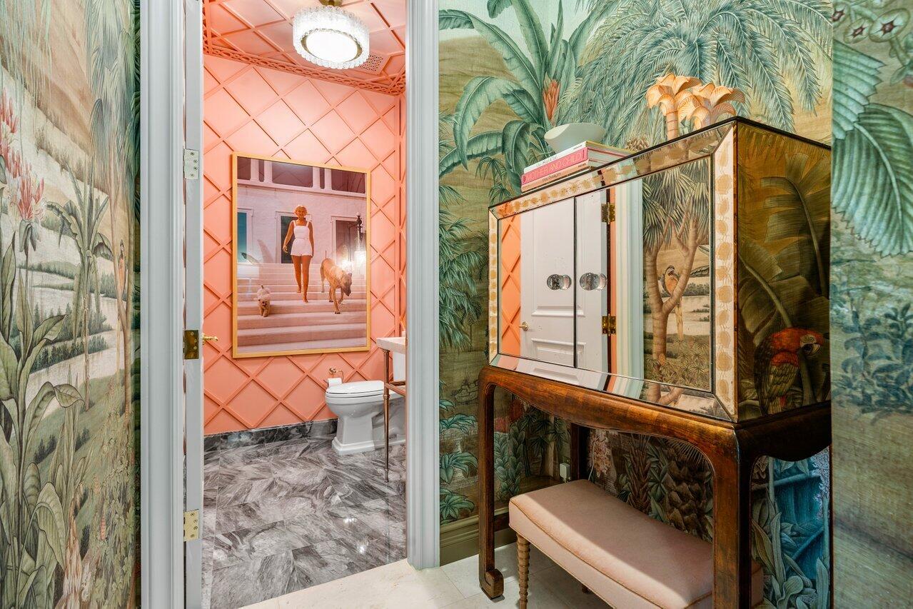 VILLAS AT 4001 NORTH OCEAN CONDO - Residential