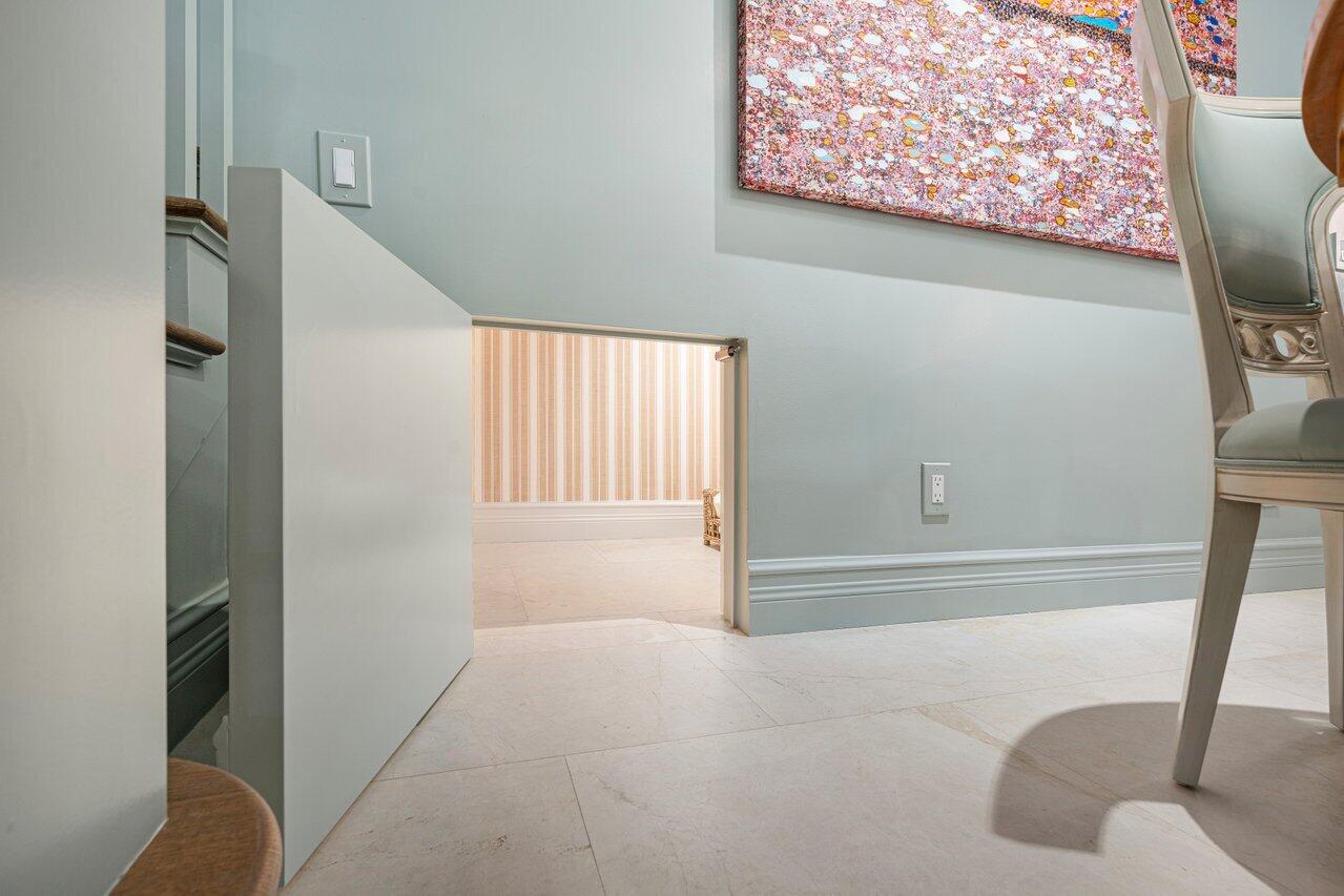 VILLAS AT 4001 NORTH OCEAN CONDO - Residential