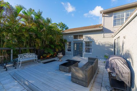 A home in Loxahatchee