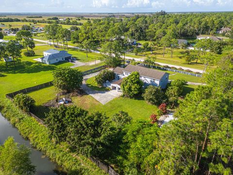 A home in Loxahatchee