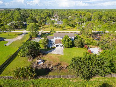 A home in Loxahatchee