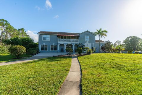 A home in Loxahatchee