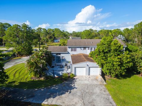 A home in Loxahatchee