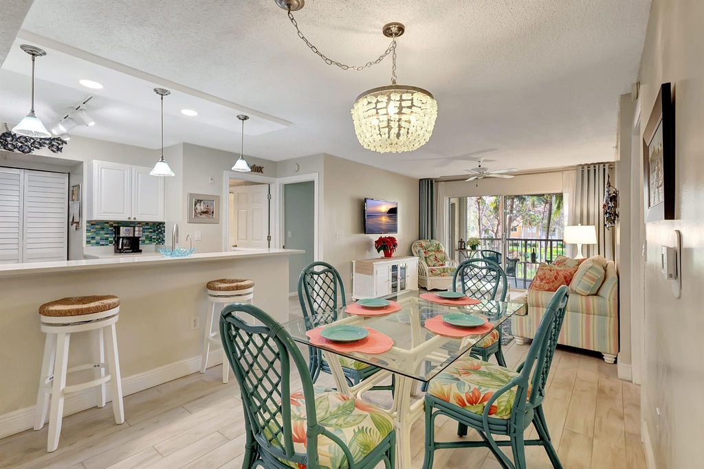Photo of 248 Village Boulevard #3204, Tequesta, FL 33469 (MLS # R10947367)