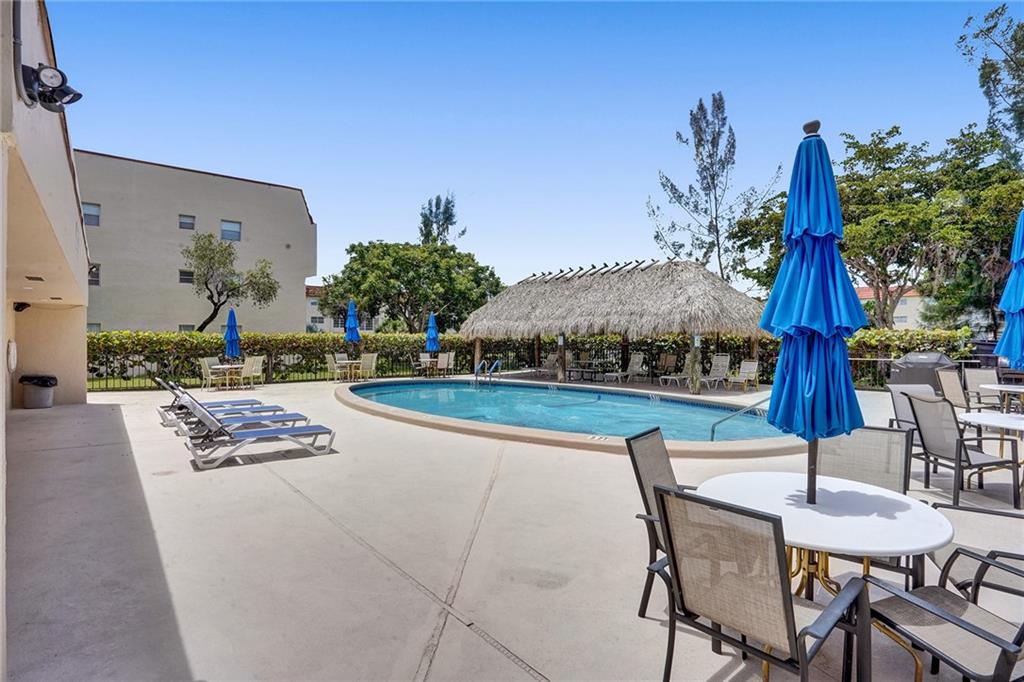 SUNRISE LAKES PHASE 1 - Residential