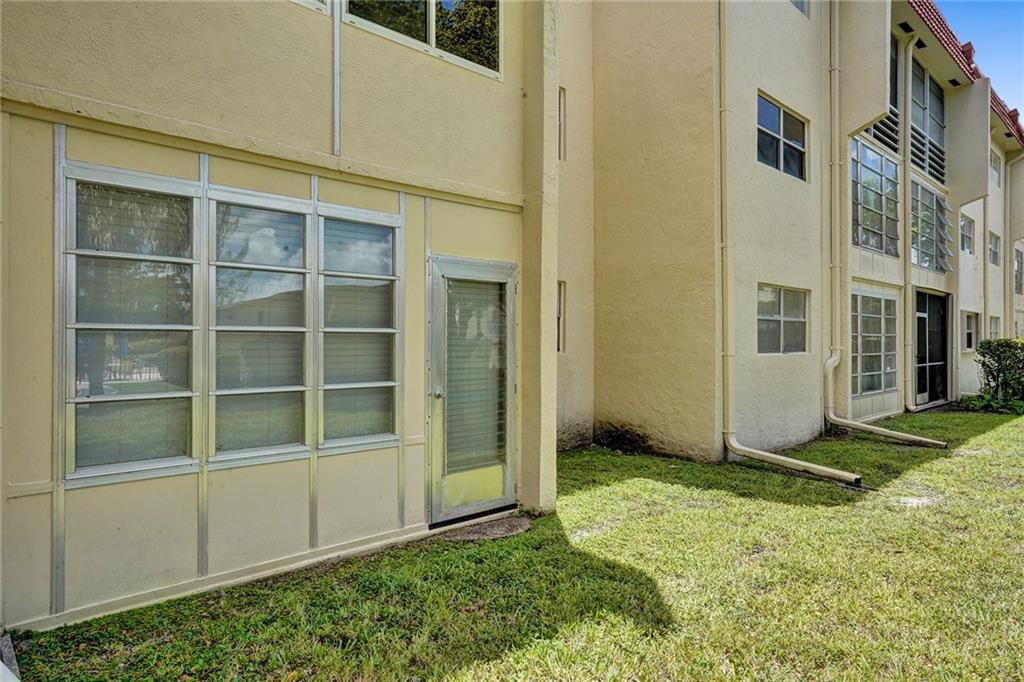 SUNRISE LAKES PHASE 1 - Residential