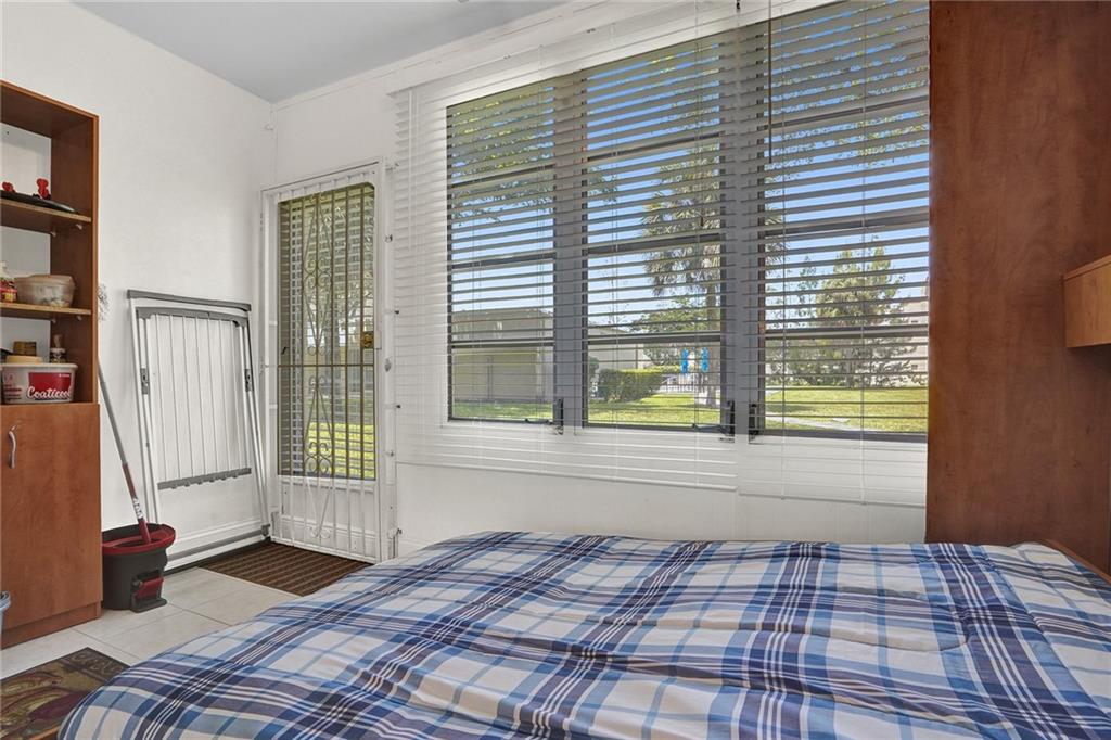 SUNRISE LAKES PHASE 1 - Residential