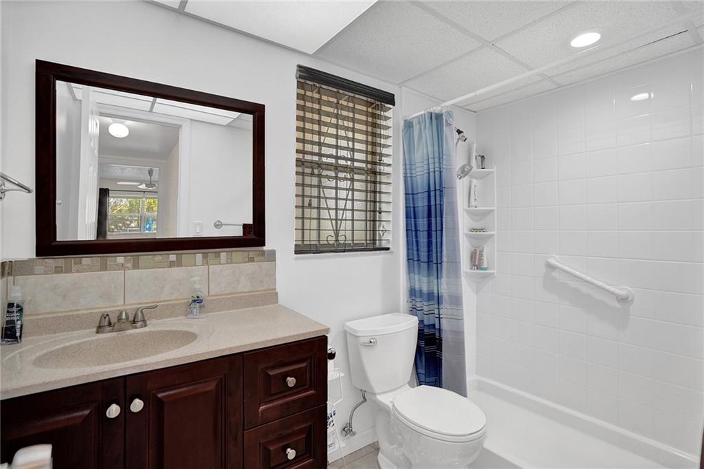 SUNRISE LAKES PHASE 1 - Residential