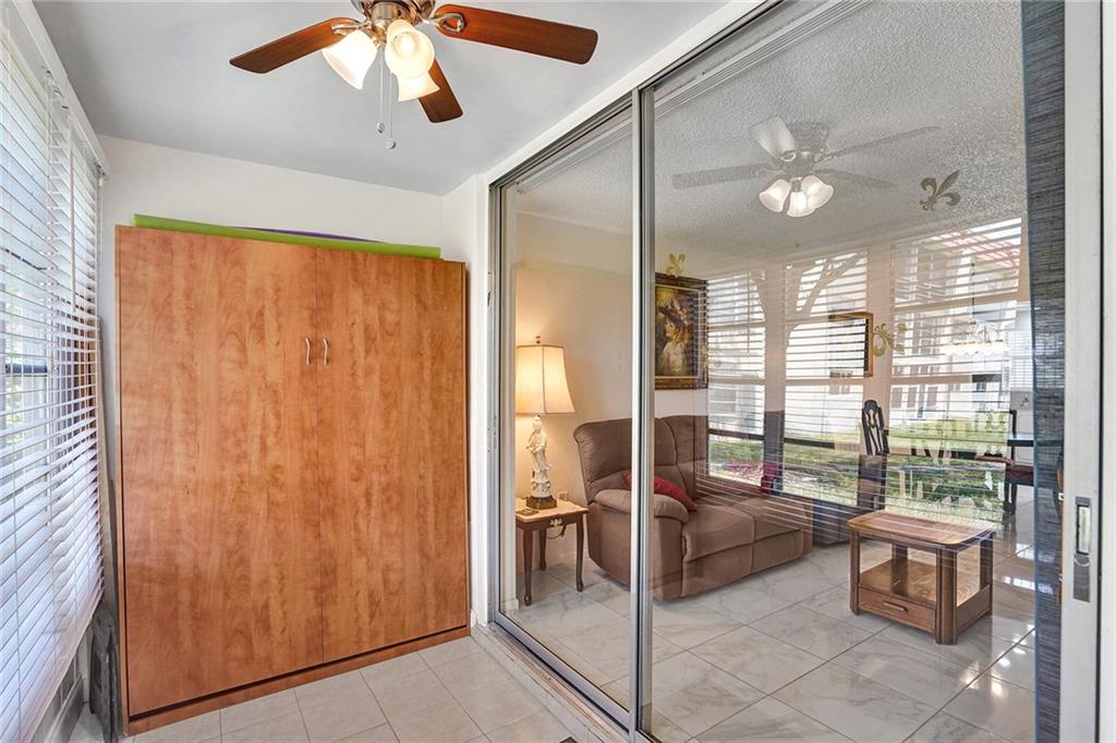 SUNRISE LAKES PHASE 1 - Residential