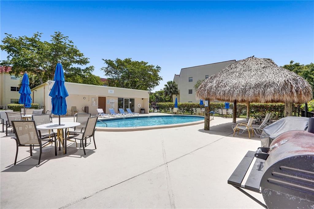 SUNRISE LAKES PHASE 1 - Residential