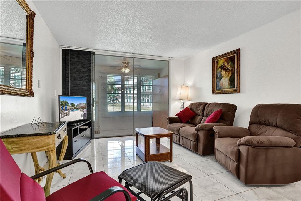 SUNRISE LAKES PHASE 1 - Residential