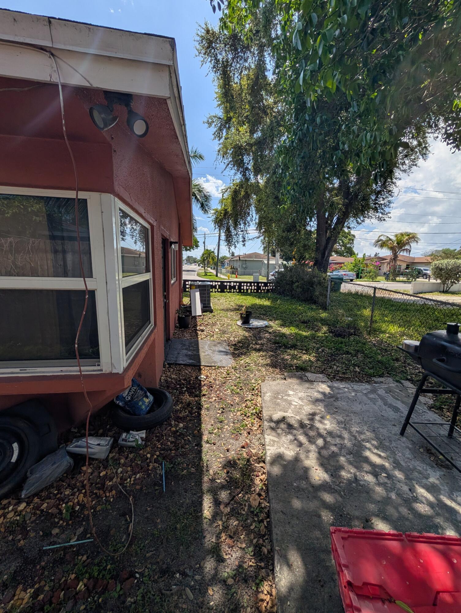 TOWN OF MODELO (DANIA) B-49 - Residential