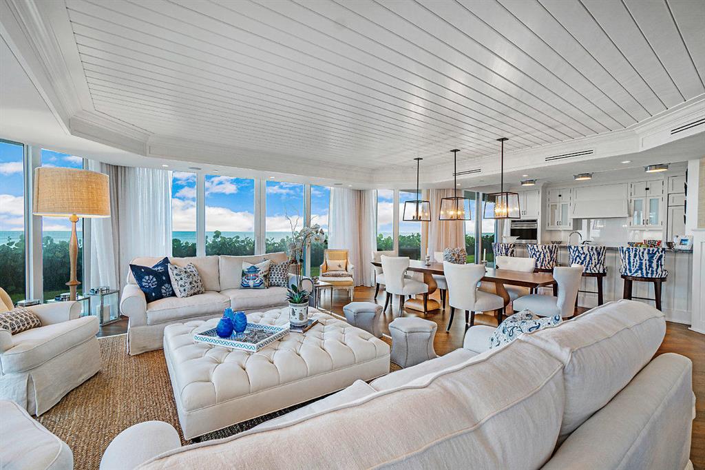 TWO THOUSAND CONDO - Residential