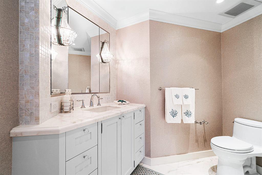 TWO THOUSAND CONDO - Residential