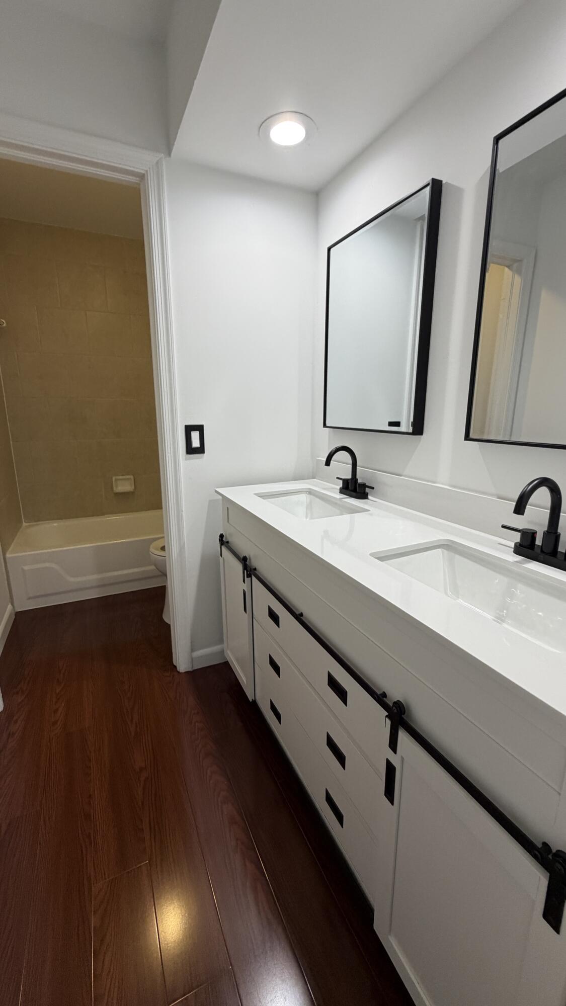 SUGAR POND MANOR OF WELLINGTON - Residential