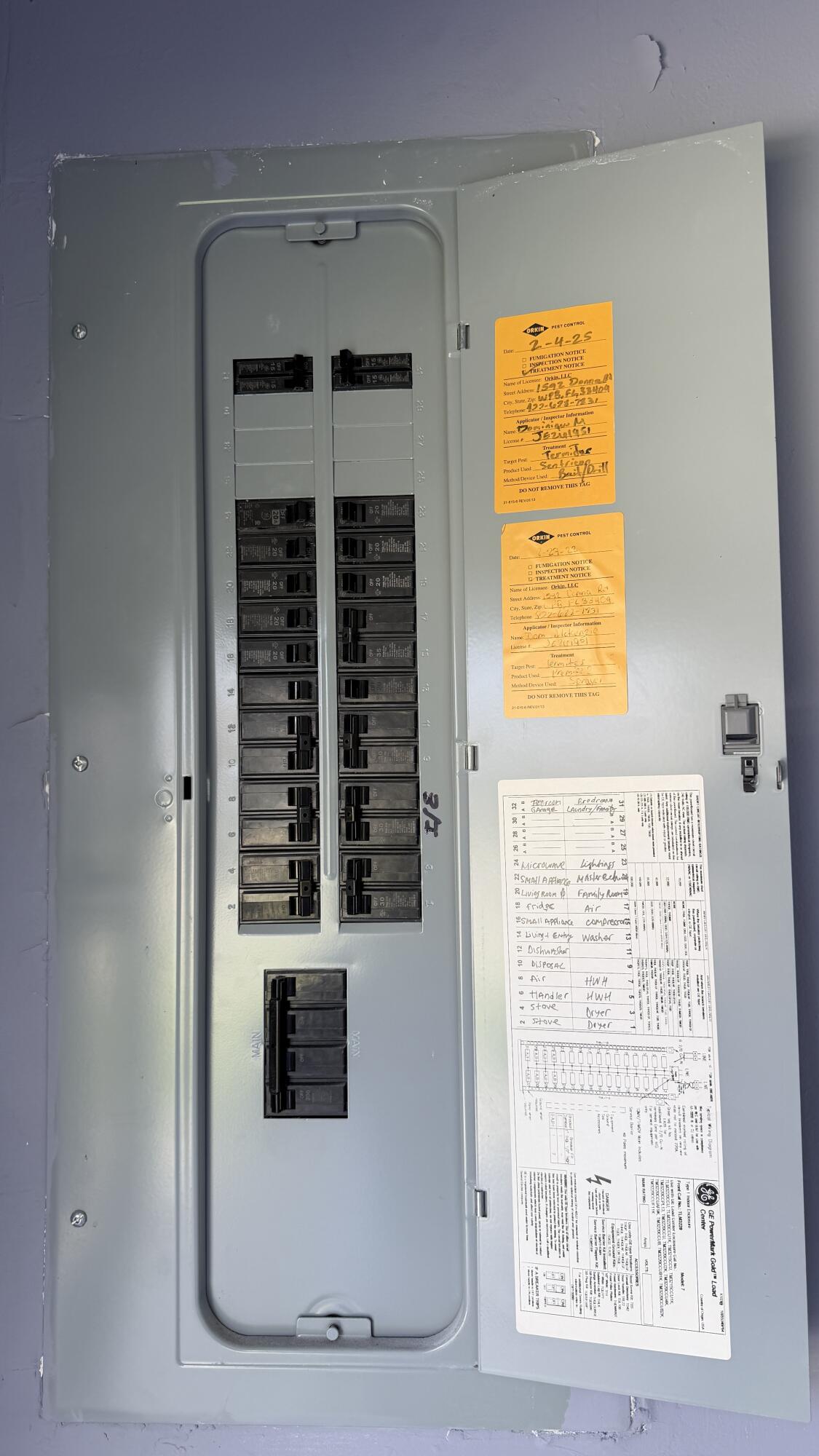 SUGAR POND MANOR OF WELLINGTON - Residential