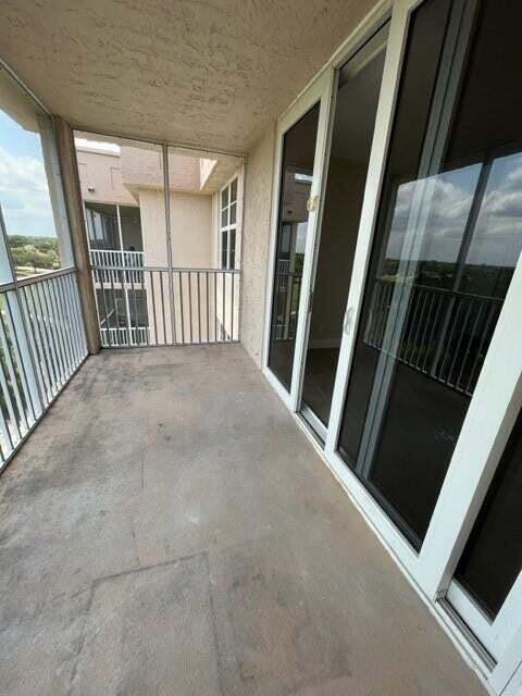 Photo of 250 JACARANDA Drive #810, Plantation, FL 33324 (MLS # B26081650)