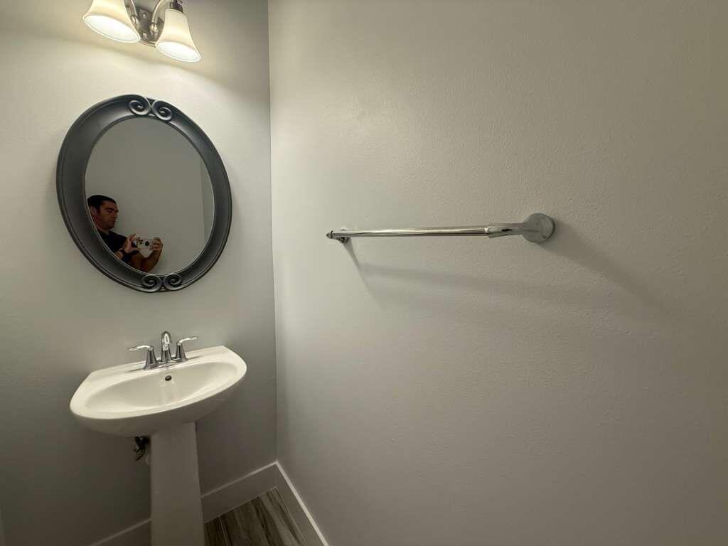 ALTON NEIGHBORHOOD - Residential Lease