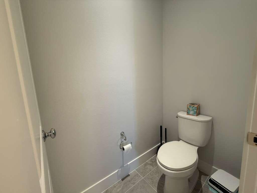 ALTON NEIGHBORHOOD - Residential Lease