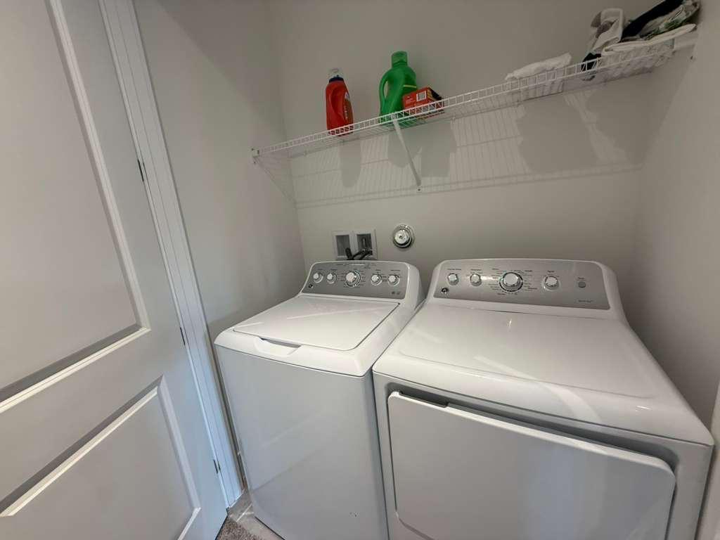 ALTON NEIGHBORHOOD - Residential Lease