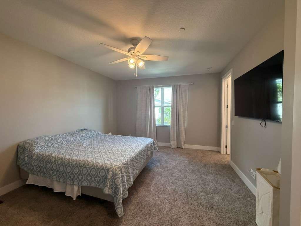 ALTON NEIGHBORHOOD - Residential Lease