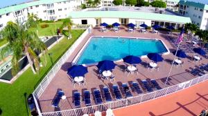 COLONIAL CLUB CONDO SEC 1 - Residential