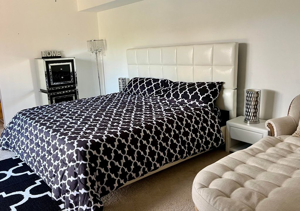 Photo of 626 6th Ter, Palm Beach Gardens, FL 33418 (MLS # R10989915)