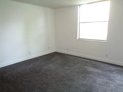 Tiny photo for 7320 Lake Circle Drive #101, Margate, FL 33063 (MLS # F10514198)