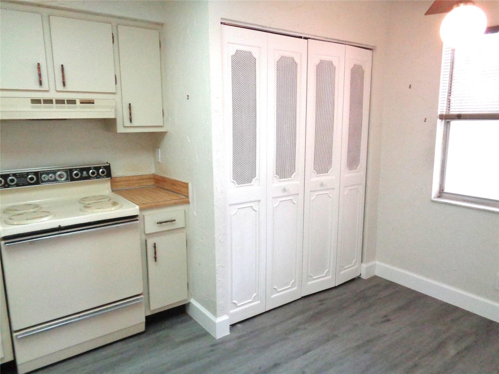 Palm Lakes - Residential