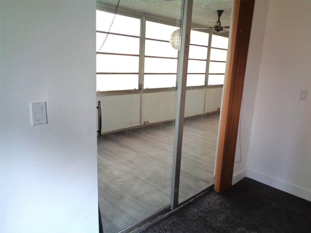 Palm Lakes - Residential