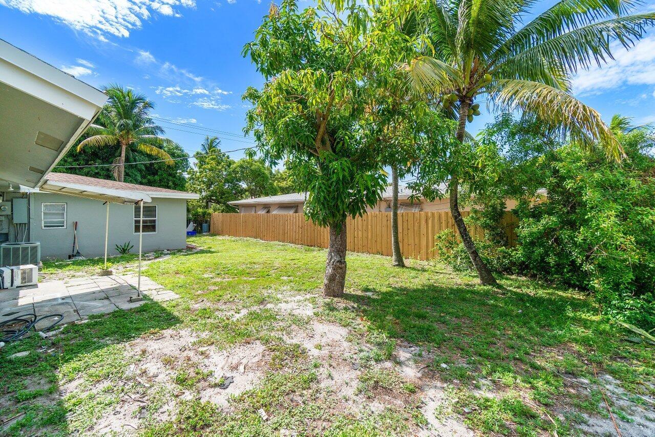 NICHOLS 1ST ADD TO DELRAY - Residential Lease