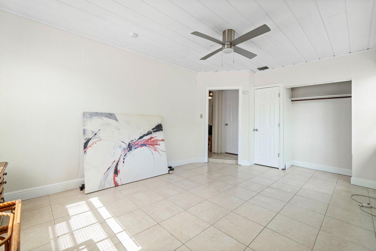 NICHOLS 1ST ADD TO DELRAY - Residential Lease