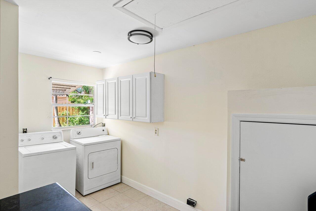NICHOLS 1ST ADD TO DELRAY - Residential Lease