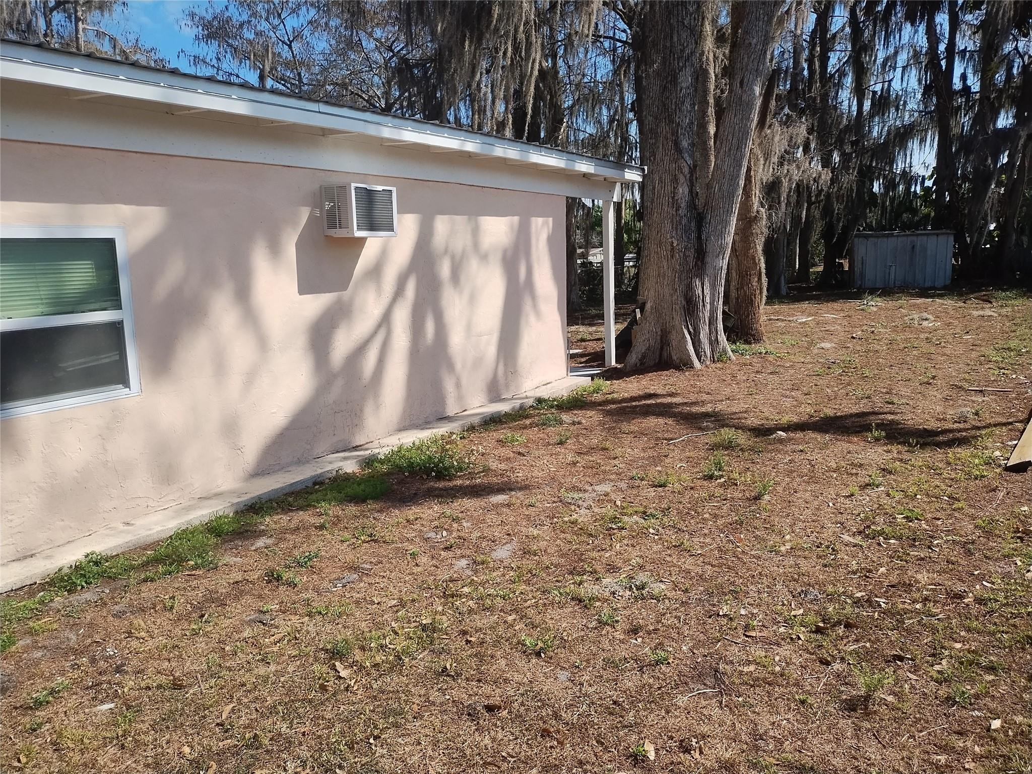 Okeechobee 13 & 14 - Residential Lease