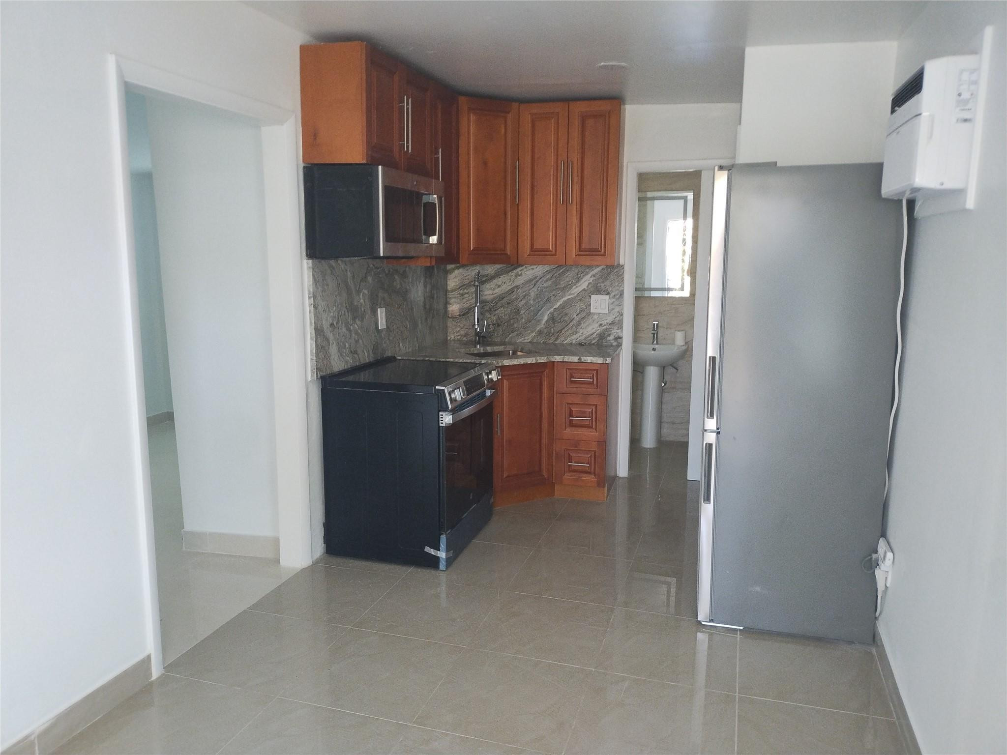 Okeechobee 13 & 14 - Residential Lease