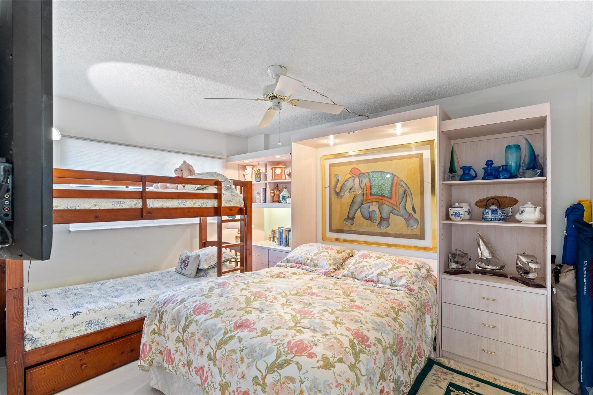 SEAGATE OF HIGHLAND CONDO - Residential Lease