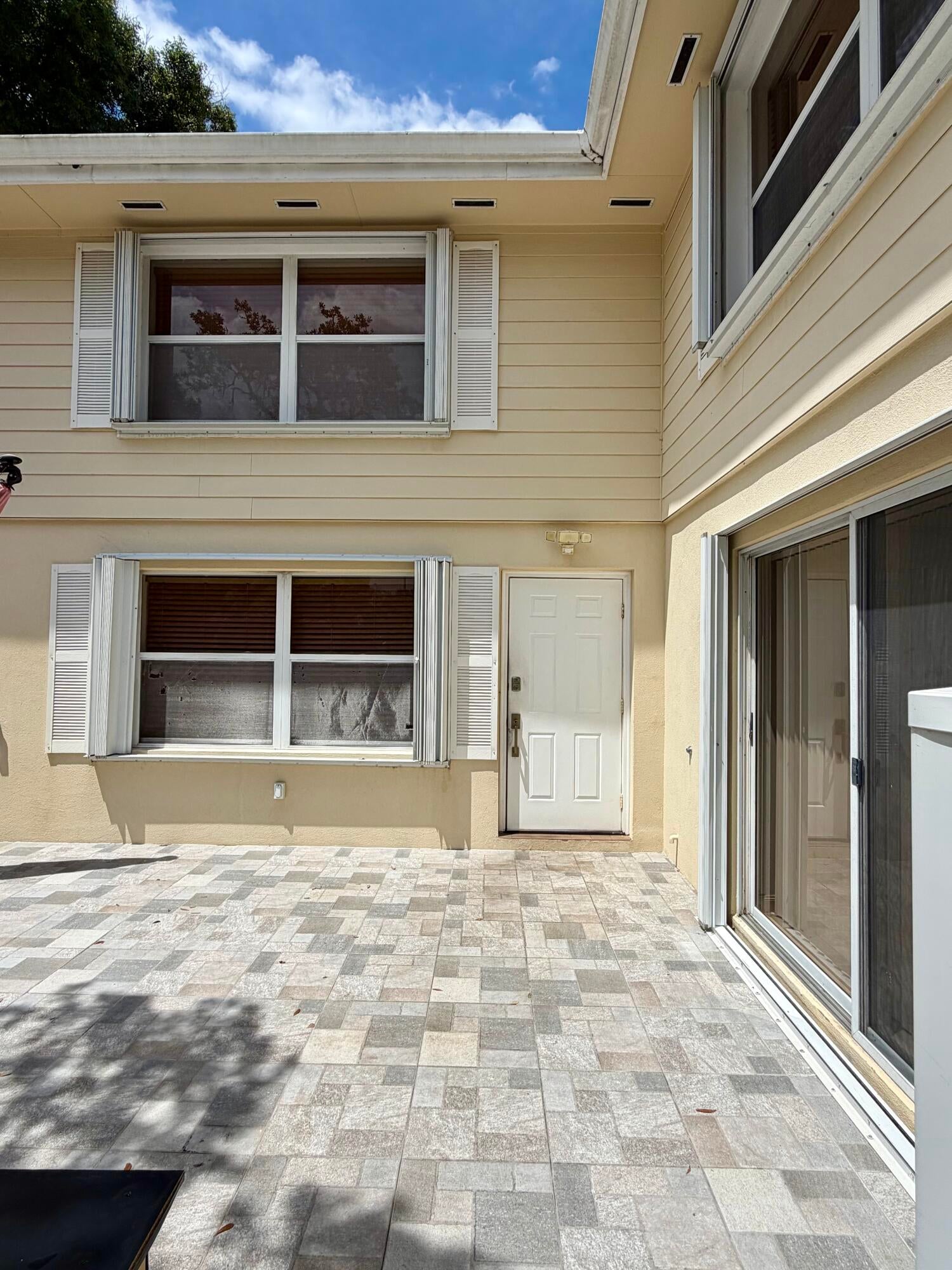 Properties 8161 Andover Court 61d