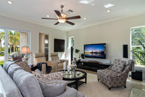 Paradise Point - Residential