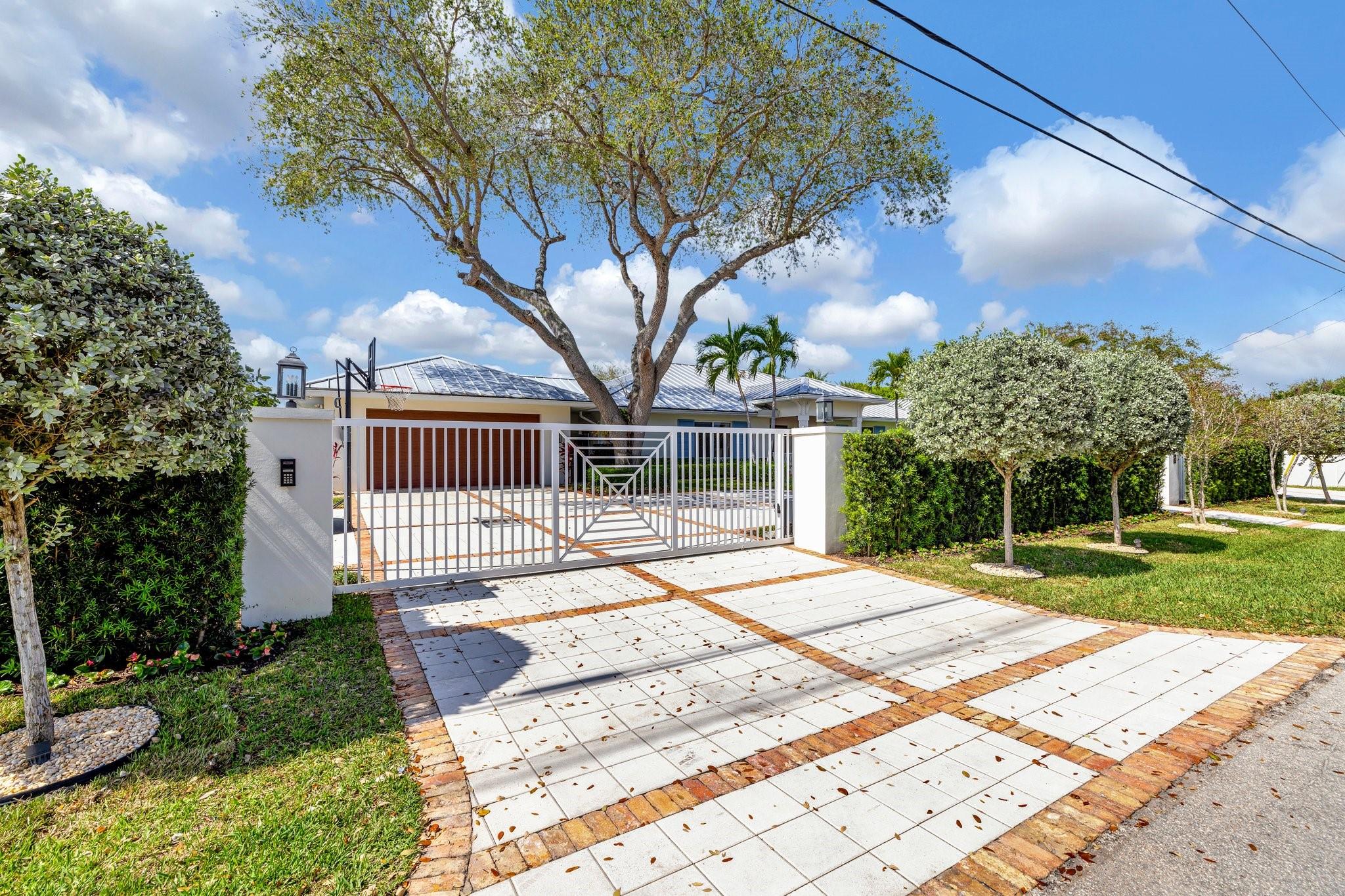 Coral Ridge Country Club - Residential