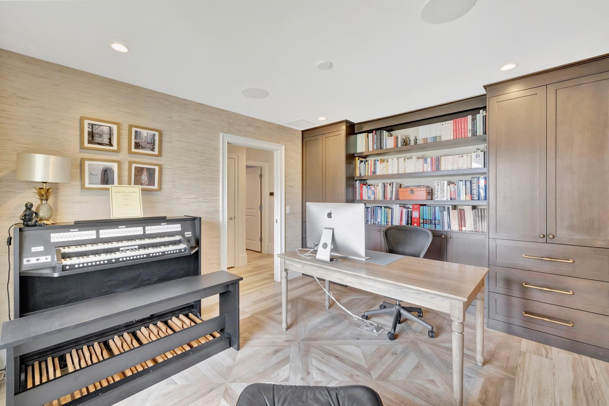 Coral Ridge Country Club - Residential