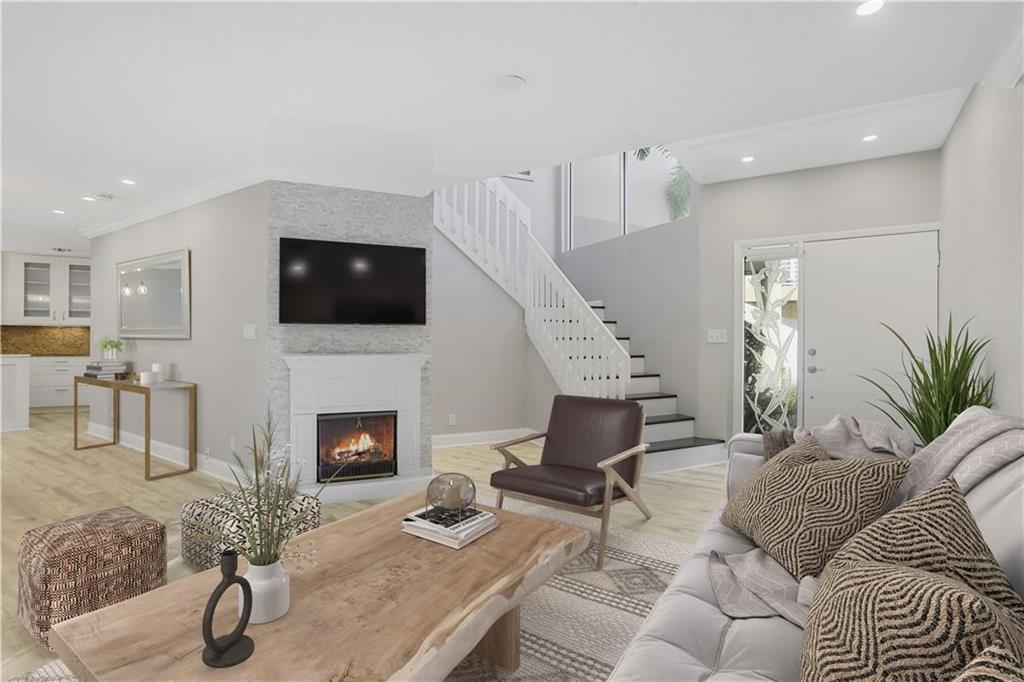 COLEE HAMMOCK - Residential