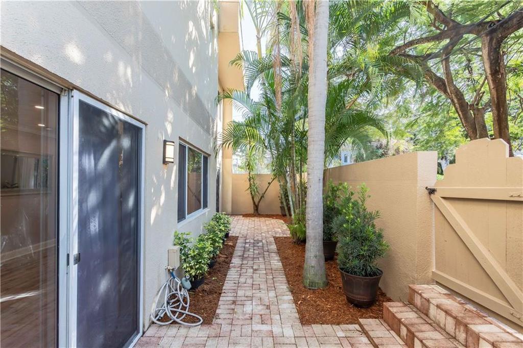 COLEE HAMMOCK - Residential