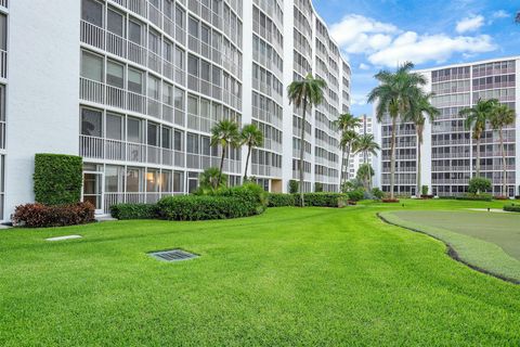 A home in Highland Beach