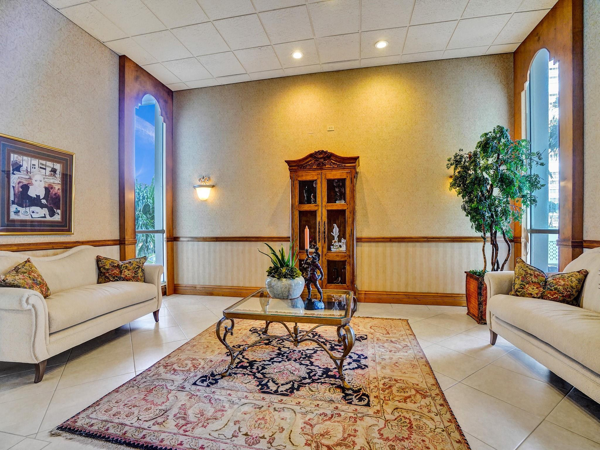 Plaza South - Residential Lease