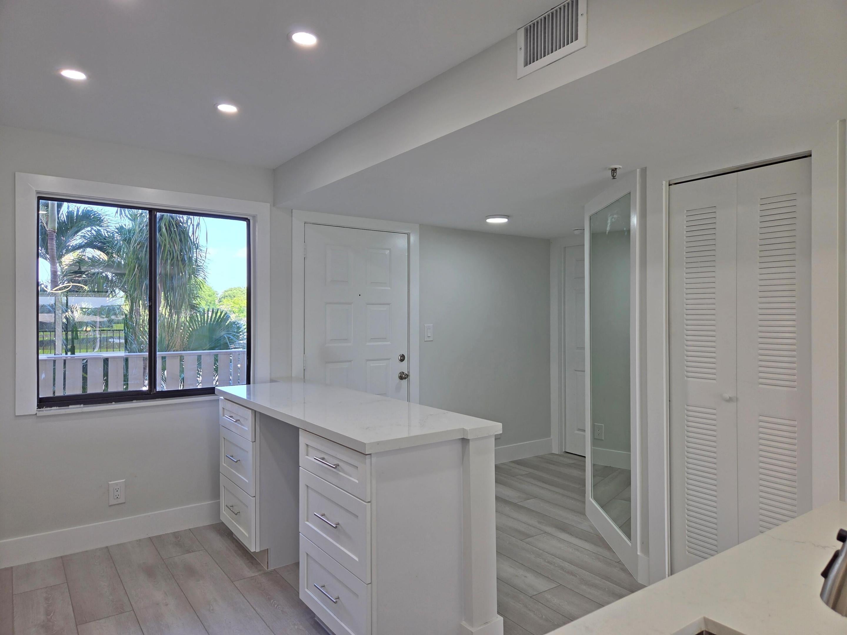 14426 Amberly Lane Apt 203