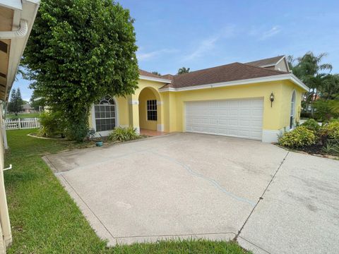 A home in Royal Palm Beach