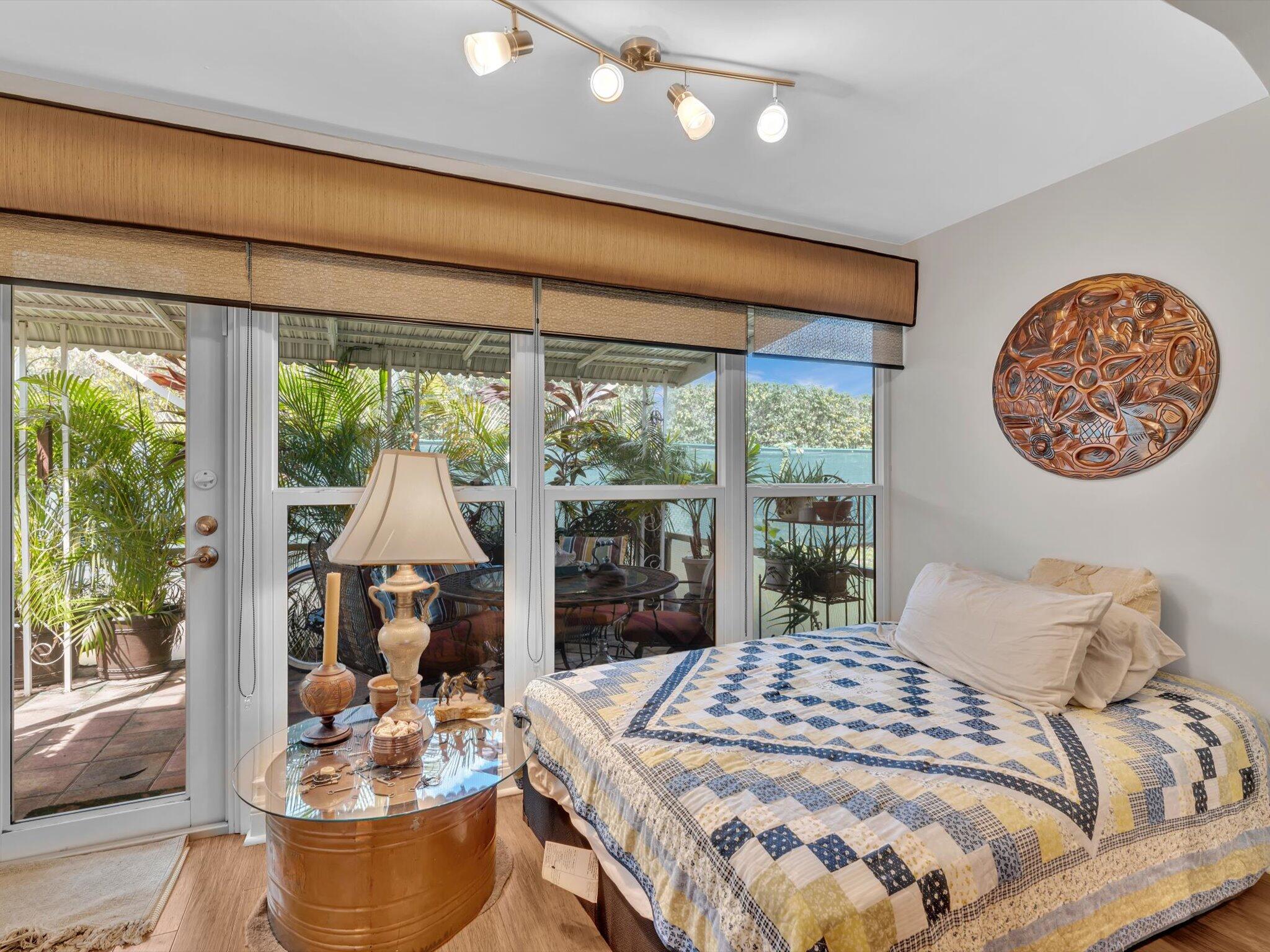 BOCA LAKES CONDO - Residential