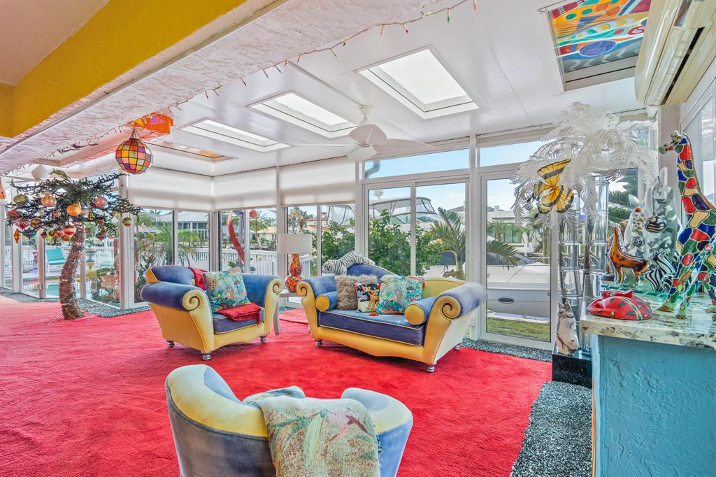 VENETIAN ISLES 1ST SEC - Residential