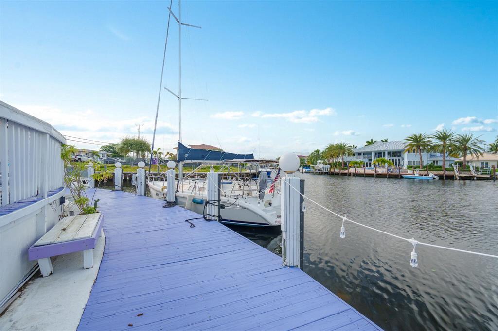 VENETIAN ISLES 1ST SEC - Residential